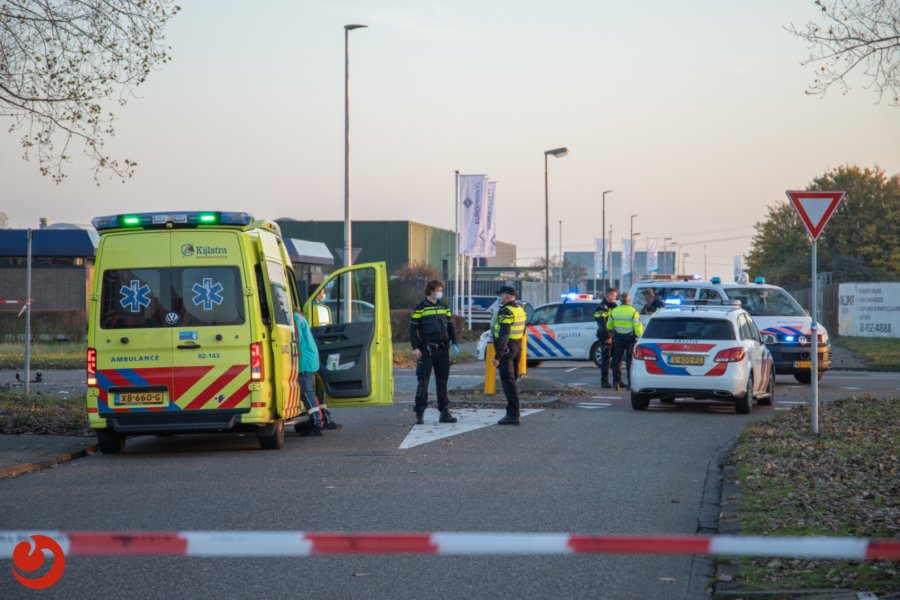 Motorrijder overleden na botsing met auto - LEEUWARDEN – Bij een zeer ernstig ongeval op de Planetenlaan is zaterdagmiddag een motorrijder om het leven gekomen. Het ongeval... -..