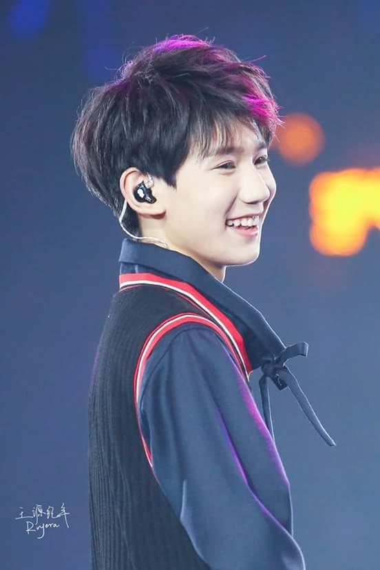 Takatoly2's tweet photo. Nnbb happy birthday. Hope U always smile and happy. #happybirthdayRoywang #RoyWang #YUANYUANTHPROJECT https://t.co/WNl4JMSPvO