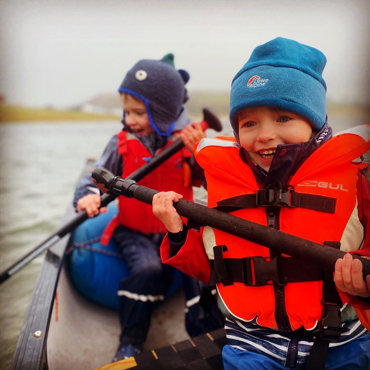 adventure_SW's tweet image. Some days you just got to get out...and go mess about in a canoe !!! Keeping it short , simple and fun so these two continue to enjoy #lockdown2 #lockdown2020 #lockdown #littlecanoer #gocanoeing #exmoornationalpark #exmoorexperience #exmoor #wimbleballlake
