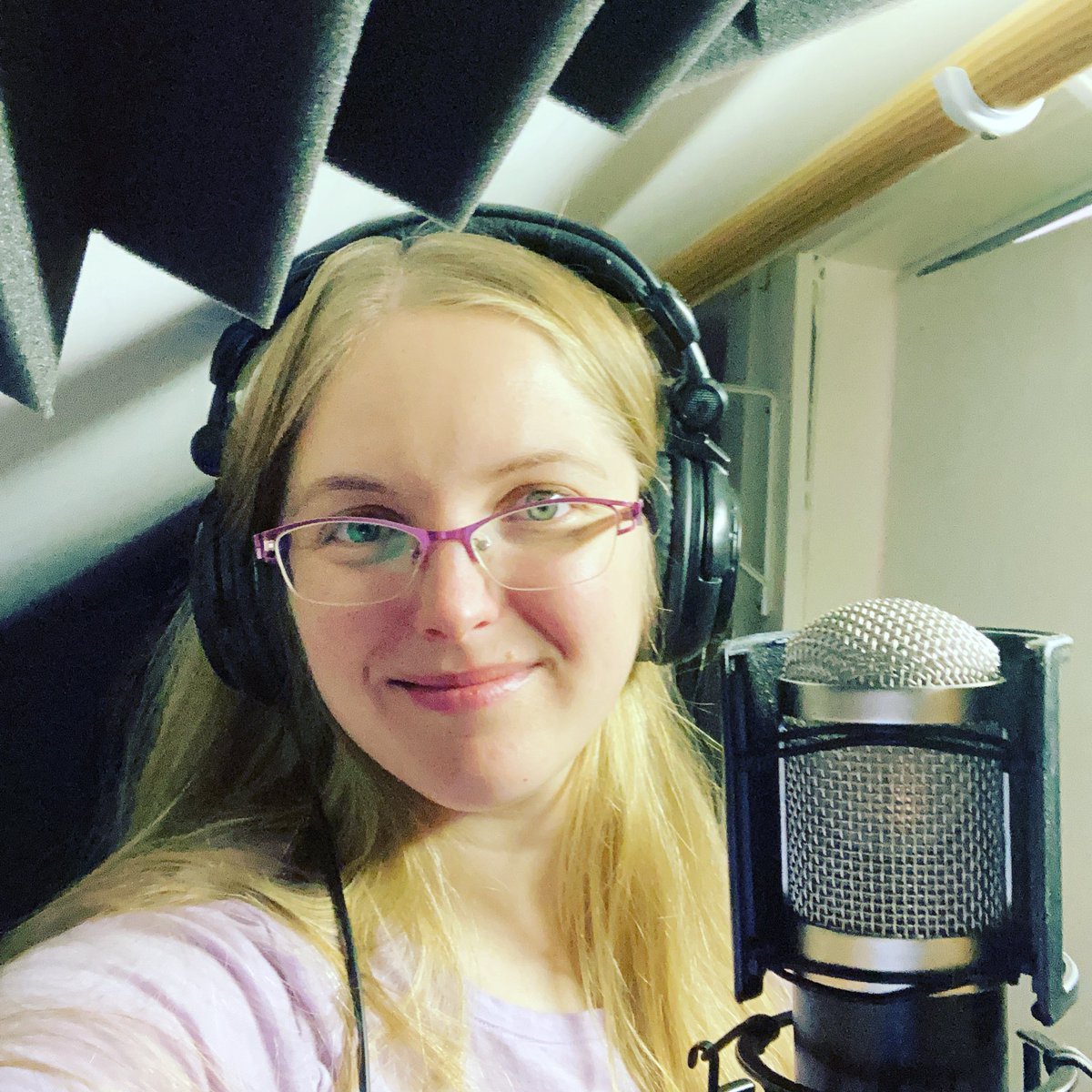 It’s a good day! Time to go hide in my closet and pretend to be a space pirate for 2 hours. 

Let’s do this @dragoneyegalaxy!

#voiceactor #voiceover #homestudio #actorlife