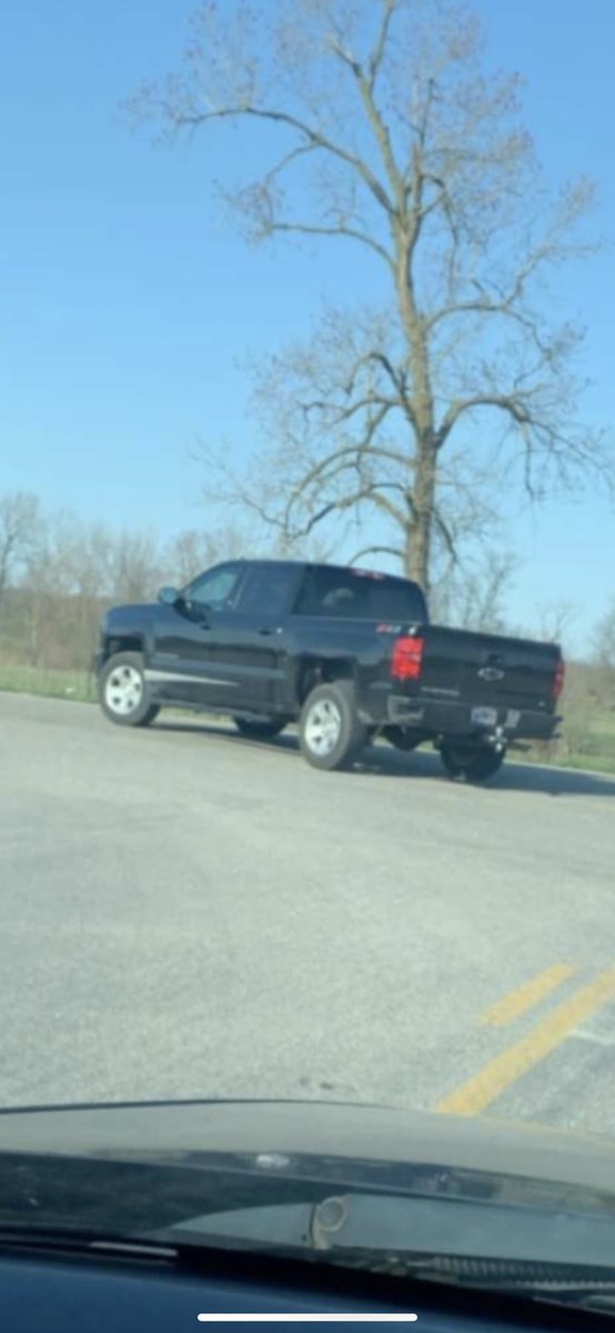 t_trout4's tweet photo. Truck for sale after Biden wins election wonโt be able to afford with gas prices being $7.00 #trumpjr2024 https://t.co/jrEx7tURGb