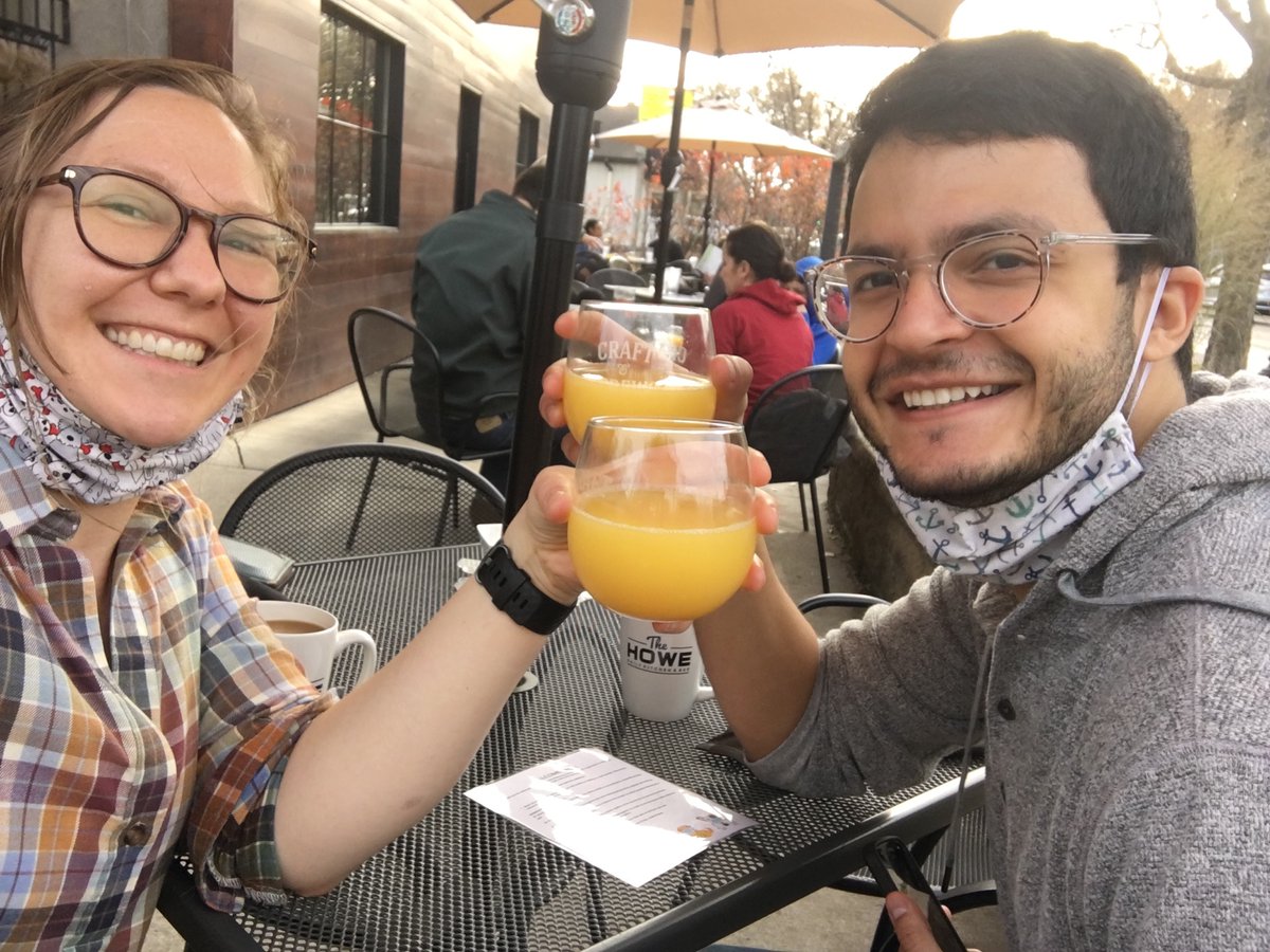 EstelleSmithPhD's tweet photo. Mimosas for the hoomans! https://t.co/SjZOVsmcF3