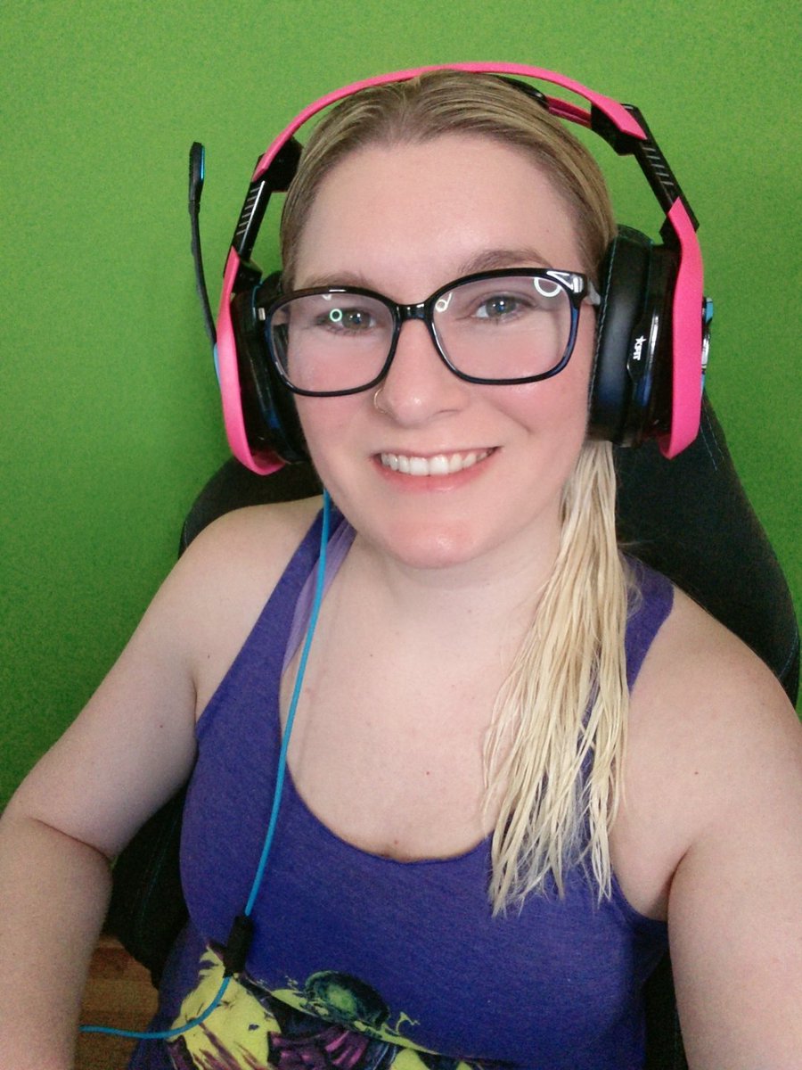 ScarberryVT's tweet photo. I'm well rested and ready to stream for 24 hours! My @ExtraLife4Kids stream starts now! https://t.co/P4FwizXVbS https://t.co/DvolyQ1pTb