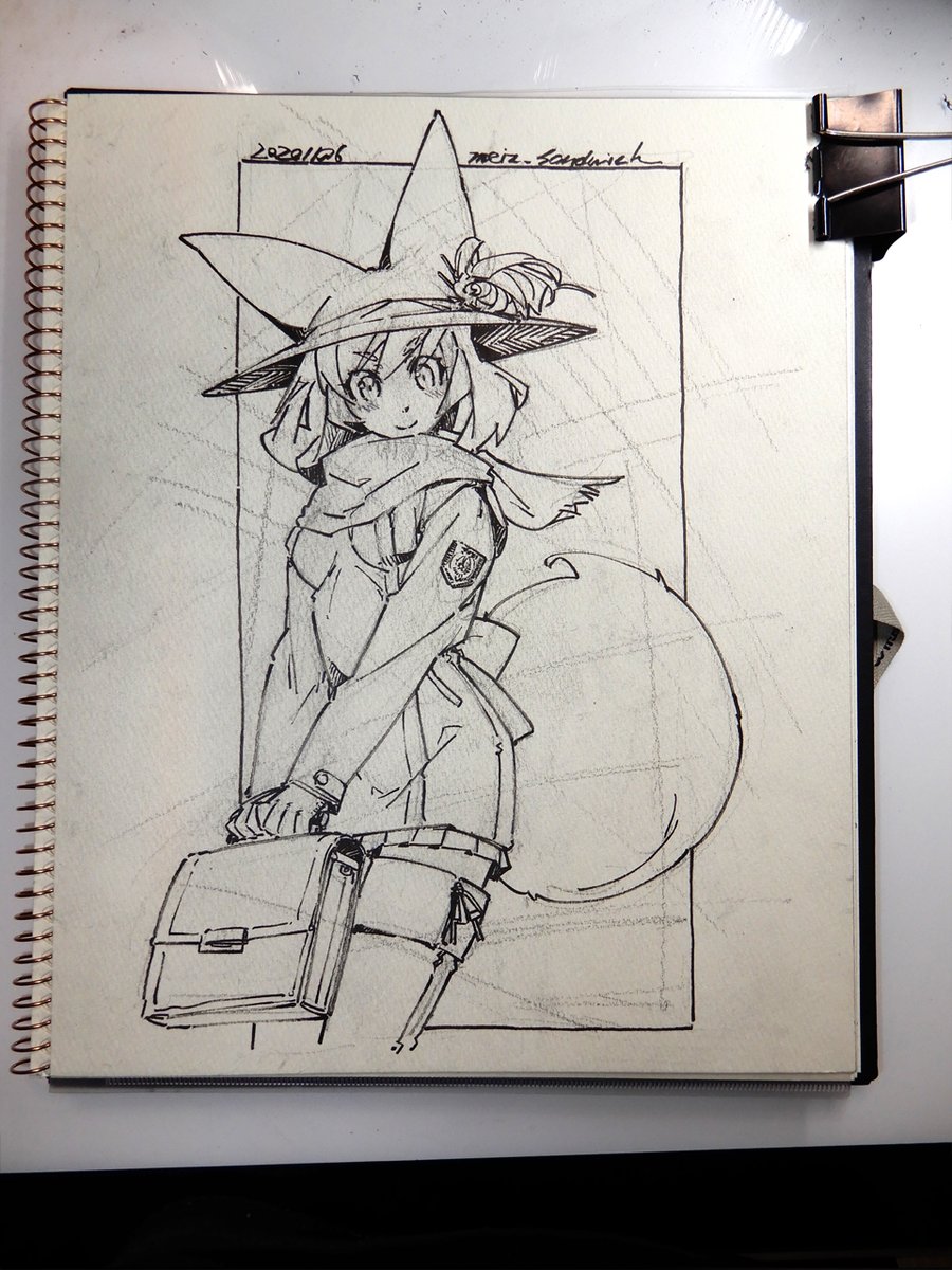 線画。キャラの線を描いた後に背景のラフを描いたので、途中の写真が撮ってあった。 