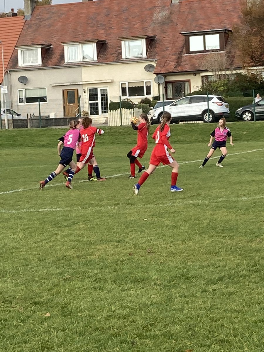 brianmann78's tweet photo. ⁦@MorayGirls⁩ ⁦@MorayClub⁩ in today’s away fixture v Aberdeen City 15s https://t.co/6HrlyUIAGe