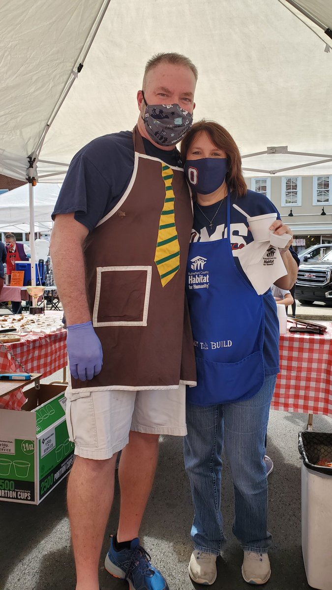 Having a blast volunteering at Cookin to Build! Its not too late to come join the fun!!