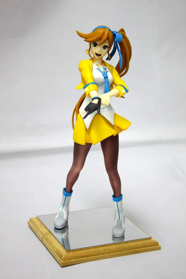 Ogre.J's Athena figure, shown in Wonder Festival 2016