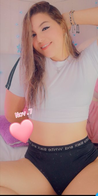 Happy day 🌟 kissss https://t.co/TUWJl1OpNS