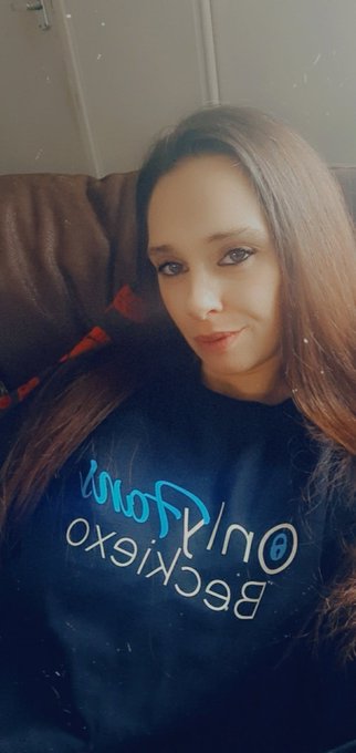 New to this.. someone help!! Please 🙏 #Help #newtotwitter #sub #onlyFans #newbie https://t.co/FHEMlM<a href="/tag/help"class="tags">#Help</a><a href="/tag/newtotwitter"class="tags">#newtotwitter</a><a href="/tag/sub"class="tags"><span>#sub</span></a><a href="/tag/newbie"class="tags"><span>#newbie</span></a><a href="/tag/onlyfans"class="tags"><span>#onlyfans</span></a>