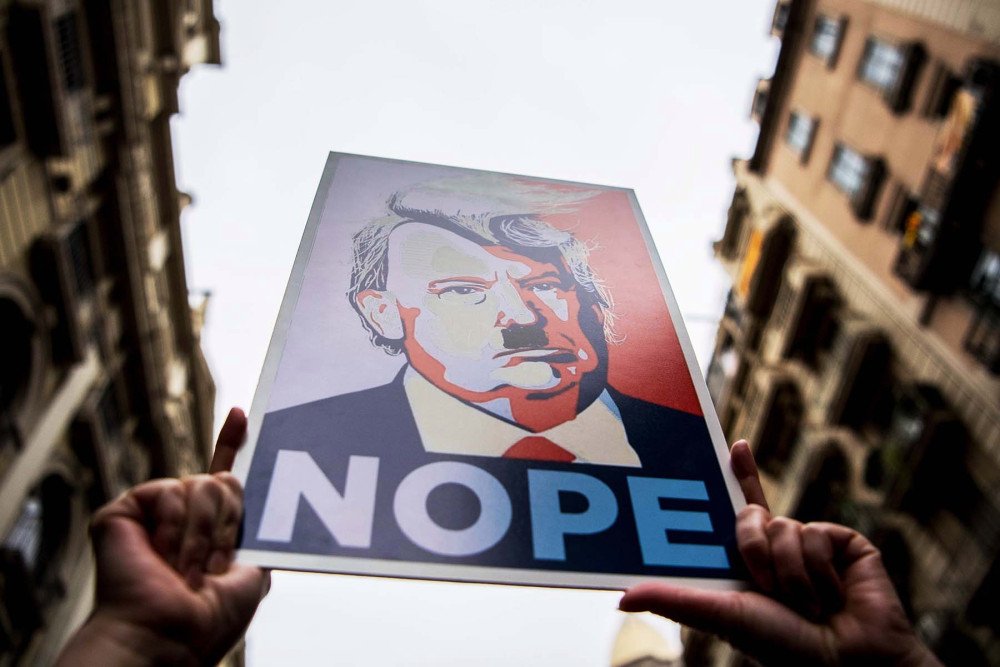 ChrisMcHugh87's tweet photo. Always a good day when the far right are defeated #loser #realsad https://t.co/6rCZkk6adg