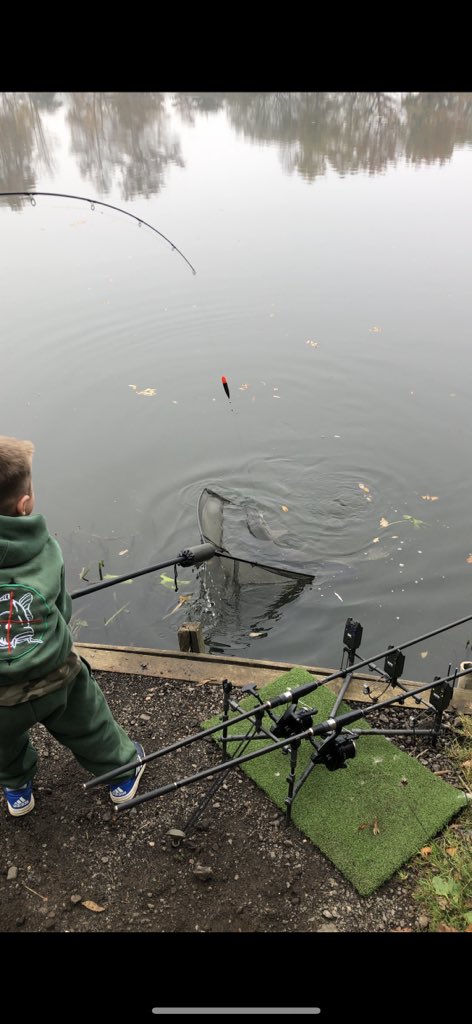 themainzachman's tweet photo. Izzy & Zach bossing a near 17lber #familytime #teamwork #notjustcarpers #dedication #futureofangling #crochunters @soniksports @CygnetTackle @futurefishing @anglingdirect @ladyofthestream @PrincessBev1 @DelkimLtd @anglingdirect https://t.co/g3apbMdpEF