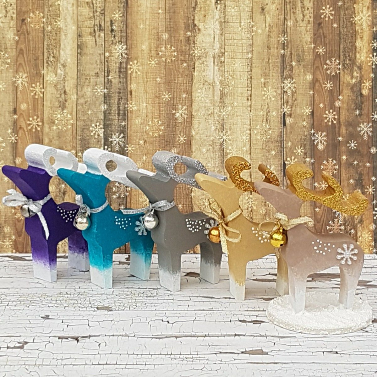 Aren't they lovely! These charming little reindeer would make a wonderful addition to any home this Christmas, by <a href="/DewDropCraftsIW/">Julie Maginn</a> buff.ly/30ZRS9d #tbch #christmas #giftideas
