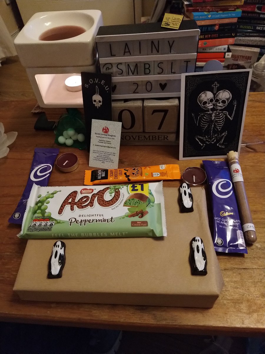 smbslt's tweet photo. My 1st #bookbox from #BookLovingDragons totally love the #testube of #hotchocolate I don't do mint 🤮 so will take that in for my workies XXX  still need to open the book ❤️ https://t.co/PdMthSpDtQ