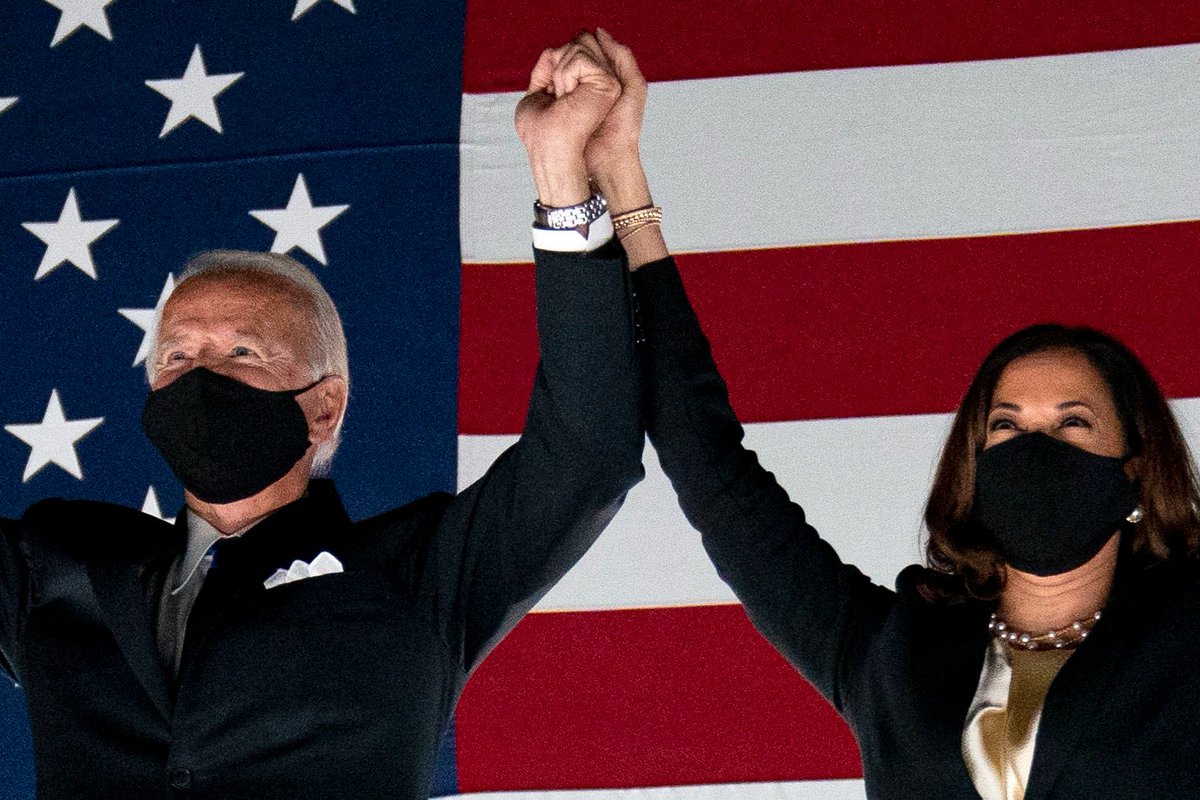 TheGentRaptor's tweet photo. Decency restored. #bidenharis2020 https://t.co/lEiMzJccJV