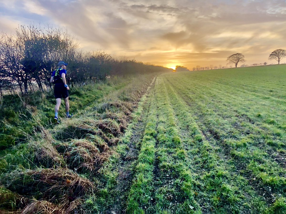 mikew30's tweet photo. Some pics from 16 miles with @MadfoolRunning a bit earlier: miles 63 to 79 of the 100 miler heโs running (largely on his own) around @LoveLincsWolds instead his planned SDW100 race today. Still on for a sub 15 hour finish time #goRobgo cc @FastRunning @ultrabritton https://t.co/LXVI61wK4H