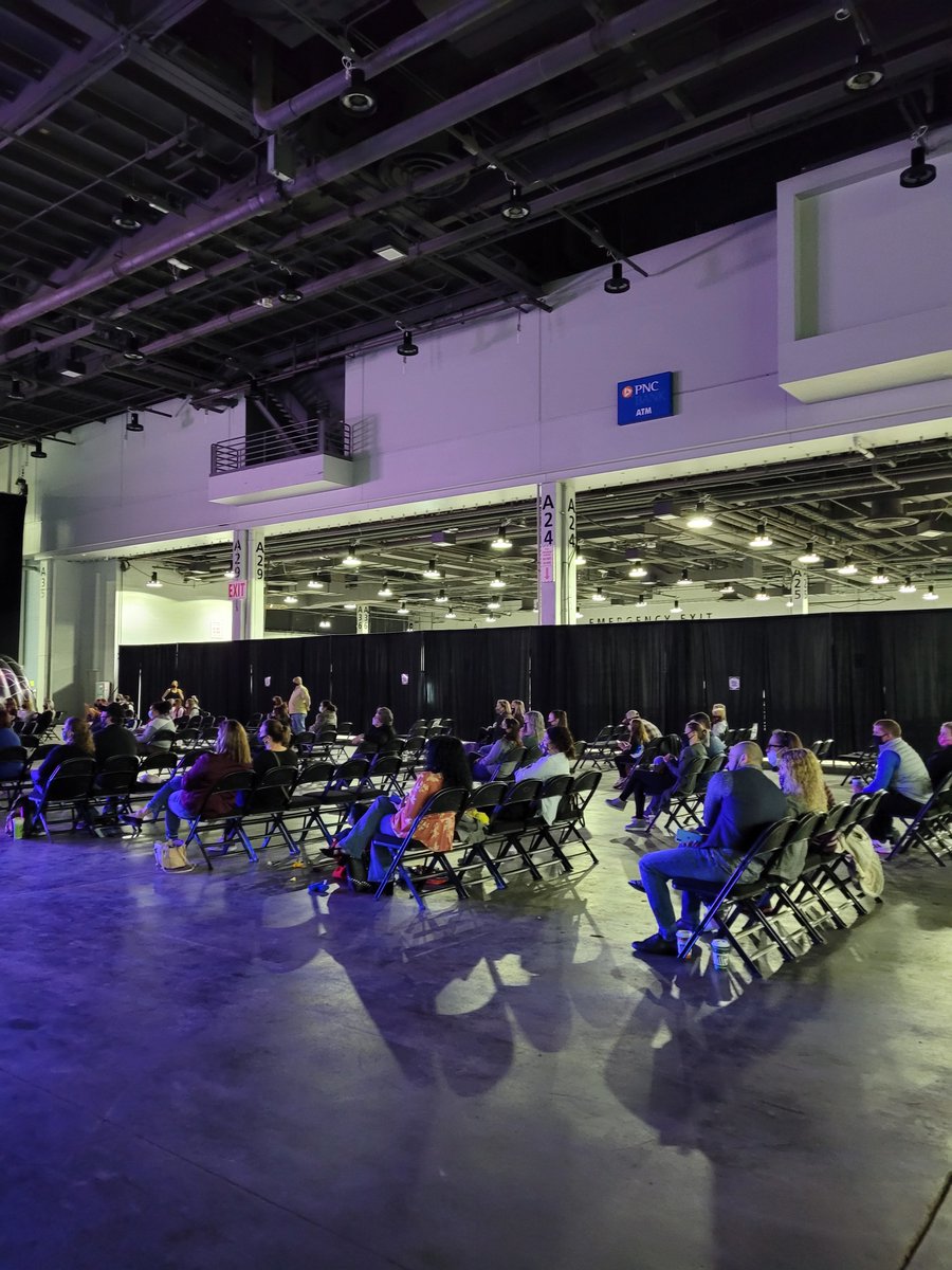 glendard's tweet photo. Live event at Duke Energy Center in Cinncy and couldn't be more excited and thrilled to witness the joy on these children's faces as they take the stage.  Way to go GMCE and convention center staff!  #usasfdance https://t.co/XwNfRMMJhX