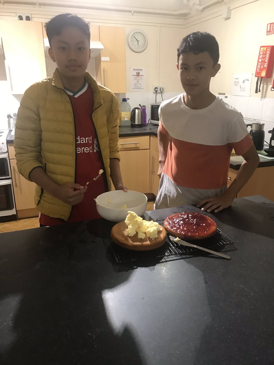 KWS_Westwood's tweet photo. Seven cakes completed today by Year 7 and Year 8 boarders and all look rather delicious @KWS_Westwood #SpotOfAfternoonTea #TeamBaking #WeAreWestwood #ILoveBoarding https://t.co/C4ZLRS9Rwm