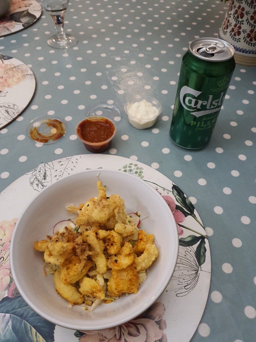 farmerkaney's tweet photo. @mourneseafood Class!! Been thinking of this for 6 months!!! @broightergold on the paella! #saltnchillisquid #evenicandoit https://t.co/Qu58ZExbAP