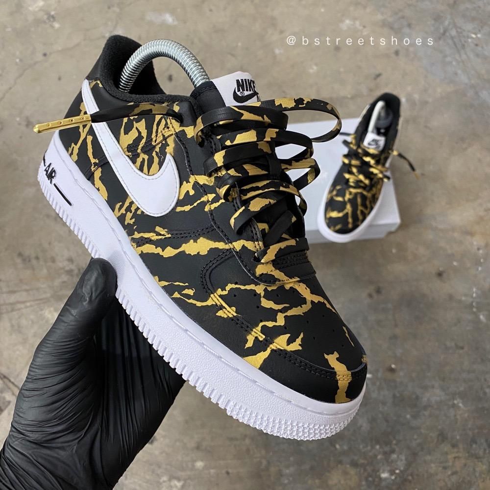 MrYourKicks's tweet photo. Custom Hand Painted Gold and Black Marble Nike Air Force 1 Low
See more: https://t.co/FqYJHD8Uij
#af1custom #customaf1 #customairforce1 #customizedairforce1 #customizedaf1
#paintedaf1 #handpaintedaf1 #customnikes #nikecustom #nikecustoms #customizednikes #paintednikes https://t.co/IIVlpoZBzY