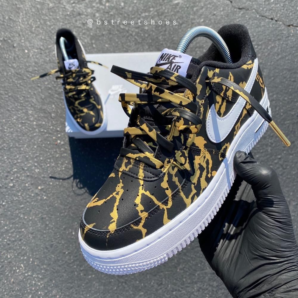 MrYourKicks's tweet photo. Custom Hand Painted Gold and Black Marble Nike Air Force 1 Low
See more: https://t.co/FqYJHD8Uij
#af1custom #customaf1 #customairforce1 #customizedairforce1 #customizedaf1
#paintedaf1 #handpaintedaf1 #customnikes #nikecustom #nikecustoms #customizednikes #paintednikes https://t.co/IIVlpoZBzY
