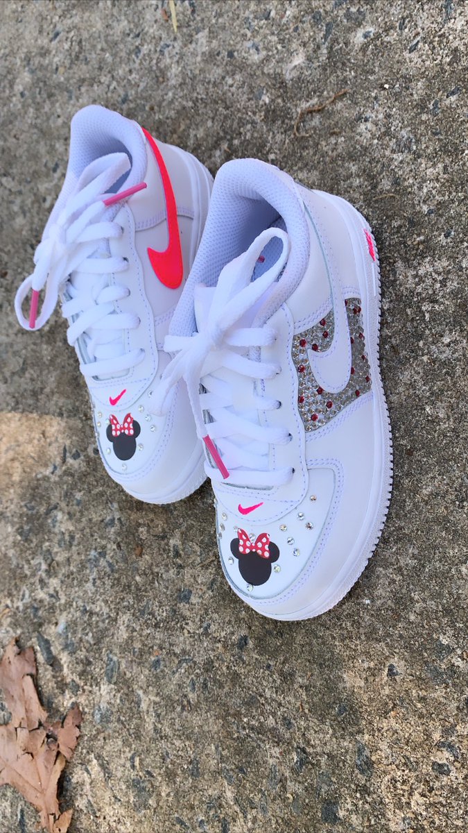 ShesAHooper_15's tweet photo. It takes $0 to support a small business.

IG :_customsbyvee
Fb: Customs By Vee https://t.co/ky2upTtiy5