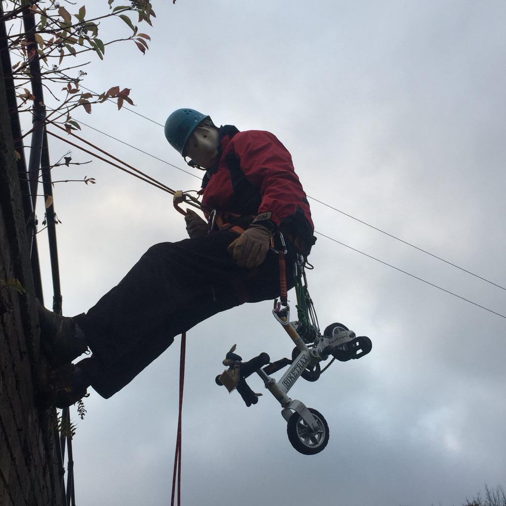 FreeSolo5's tweet photo. The hardest part of @adventuresynd #resolutionrace #matchthemiles challenge today was getting out the door ! The electric charger didnae work on ma bike . It can be tricky getting doon from up high and finding a duck but managed eventually ! π https://t.co/SP5EUSHgQm