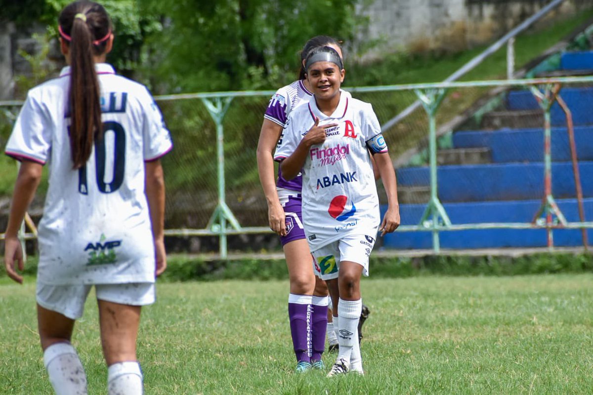 🖐🏼El Show de <a href="/CerenBrenda/">Brenda Cerén</a> 💫 

⚽️ 16’
⚽️ 49’
⚽️ 57’ 
⚽️ 72’
⚽️ 87’ 

#AlianzaFC🅰️