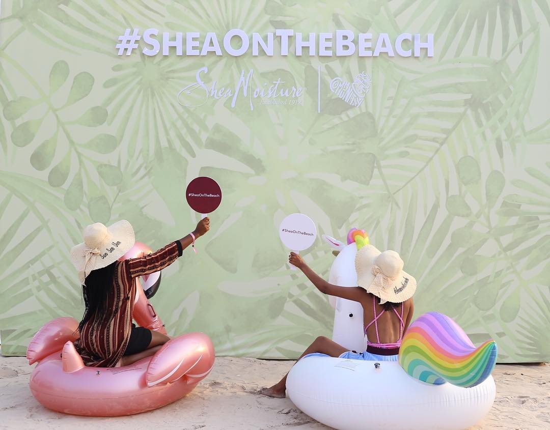spapampering's tweet photo. Can we go back to hanging out at the beach with beautiful people? 😔

This is from @SheaMoisture's shea on the beach, way before corona became our reality. 
Our professional therapists provide relaxing sessions at your hangout. 

#spapamperingathome #sheamoisture #sheaonthebeach https://t.co/rafUbSB7KG