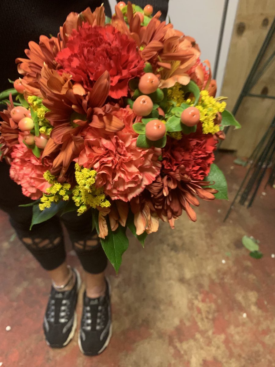 flowerkingdom's tweet photo. Weddings in the air fall wedding https://t.co/0HF5GbBpAY