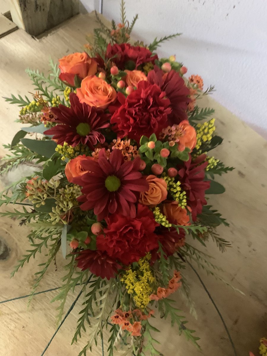 flowerkingdom's tweet photo. Weddings in the air fall wedding https://t.co/0HF5GbBpAY