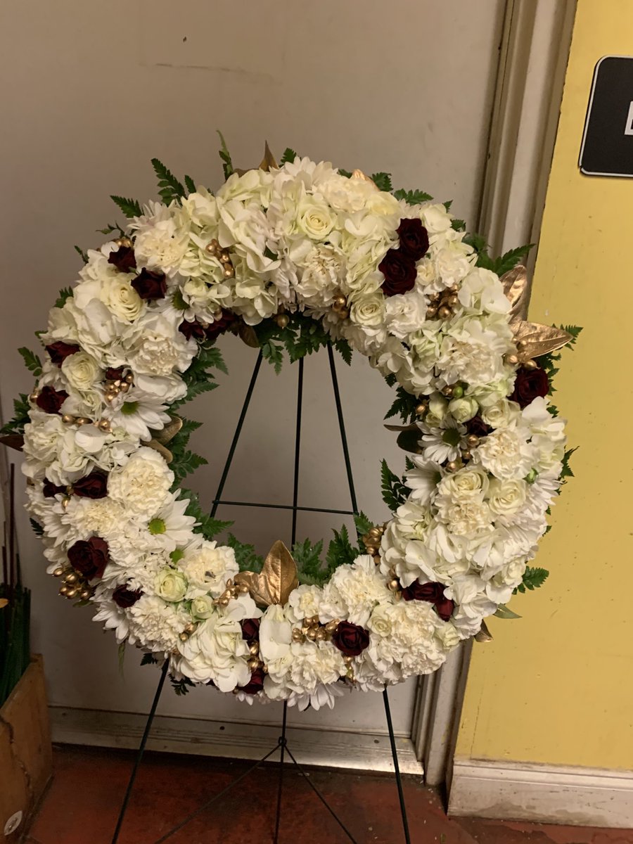 flowerkingdom's tweet photo. Busy with funeral tributes https://t.co/JFABe6esnz