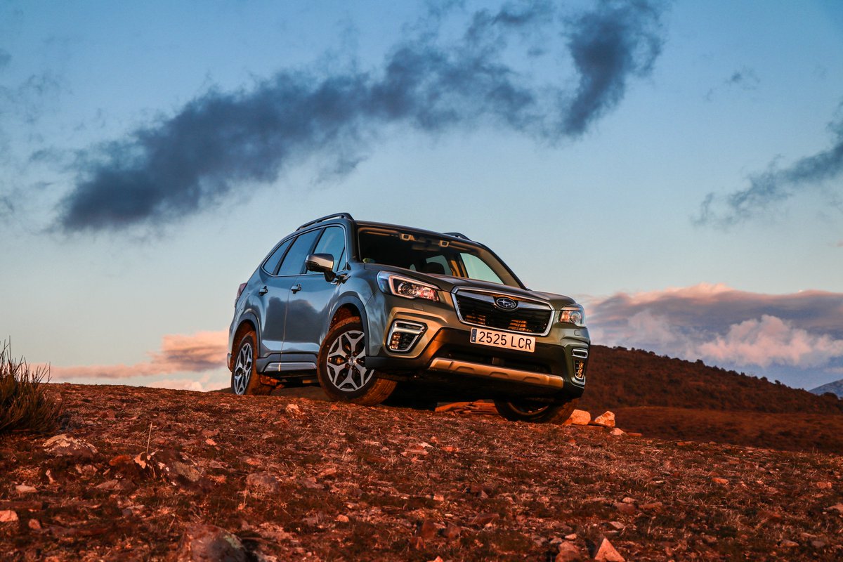 cochesafondo's tweet photo. Prueba del #SubaruForester #EcoHybrid, la respuesta de @subaru_es para quienes necesitan un coche familiar, robusto, seguro y con #etiquetaEco. 
👉 https://t.co/T2pk1SEJ53 https://t.co/qO2GVODx8o