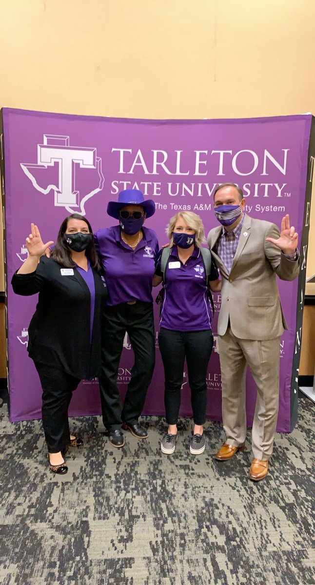 LathesTowns's tweet photo. Kicked-off Saturday Morning with Welcoming Future Texans with @texansrep Ended the Day with @TarletonParents assembling #FinalsDuckBags for their students! #GreatDay2BATexans #LetsRollTexans #OnYeTarleton #BleedPurple #BestParentsEver https://t.co/19URPSlndE