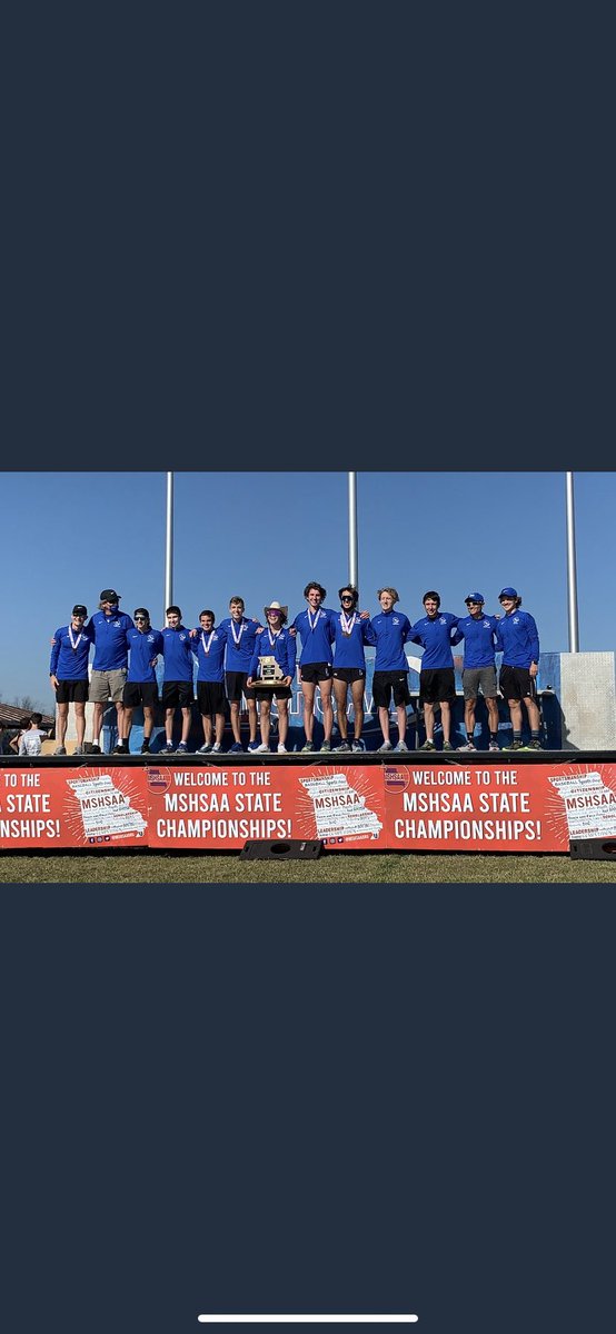 bradycolner12's tweet photo. @JaysXC Congrats on getting to the podium guys, you have great coaches it’s good to bring another trophy home for Nixon and the liberty program. Enjoy it now. It feels like yesterday this team was where you guys were today.  @robmarquardtxc @TimFritson https://t.co/vlJLviEQYG