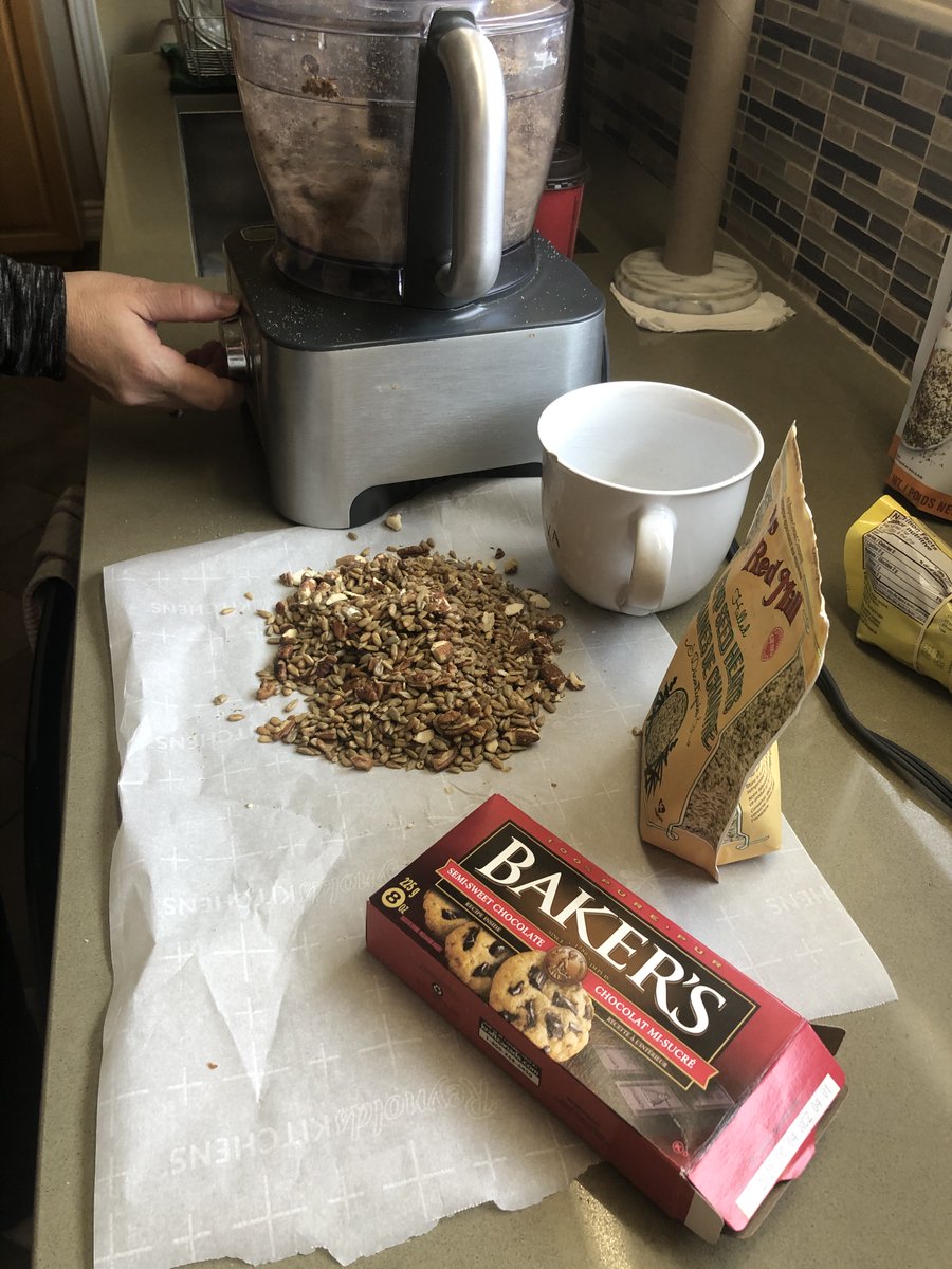 RucasMatthew's tweet photo. Today my mom wanted to make nut bars. We modified a recipe that we found online. We used semi sweet chocolate, peanut butter, various nuts &amp; seeds and melted butter. We baked it, let it cool and cut it into bars. #letsteachadults @YEPeducation https://t.co/fDqO3RxJyF