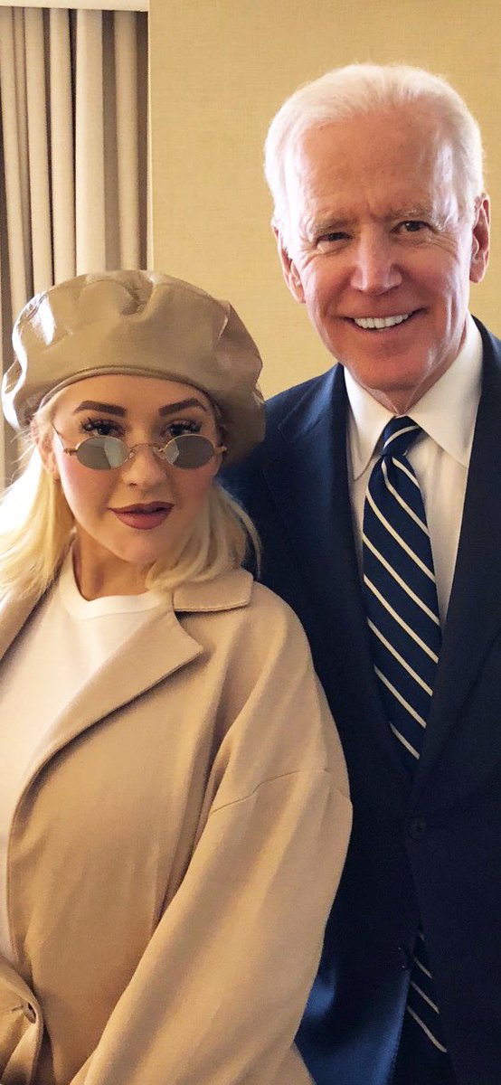 Christina Aguilera tweet media