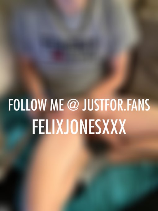 ...  See this and more at: https://t.co/AQ34ovZXkr https://t.co/LqrxJ17hza<a href="/tag/snapchat"class="tags"><span>#snapchat</span></a>