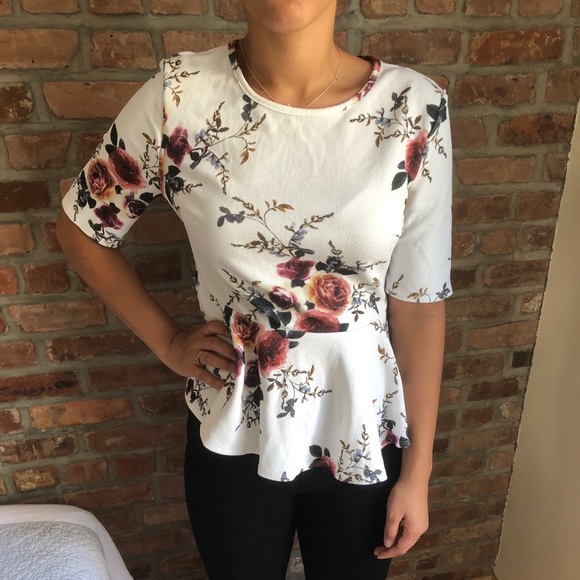 CyndeeHicks's tweet photo. So good I had to share! Check out all the items I'm loving on @Poshmarkapp #poshmark #fashion #style #shopmycloset #hm #shein #salwarkameez: https://t.co/7y0m0LFNOH https://t.co/Pctw72XKku