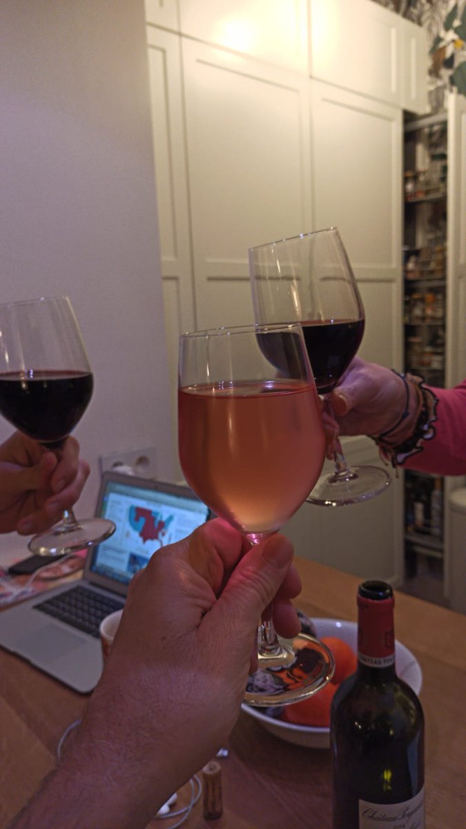 Real__Expert's tweet image. In Paris...