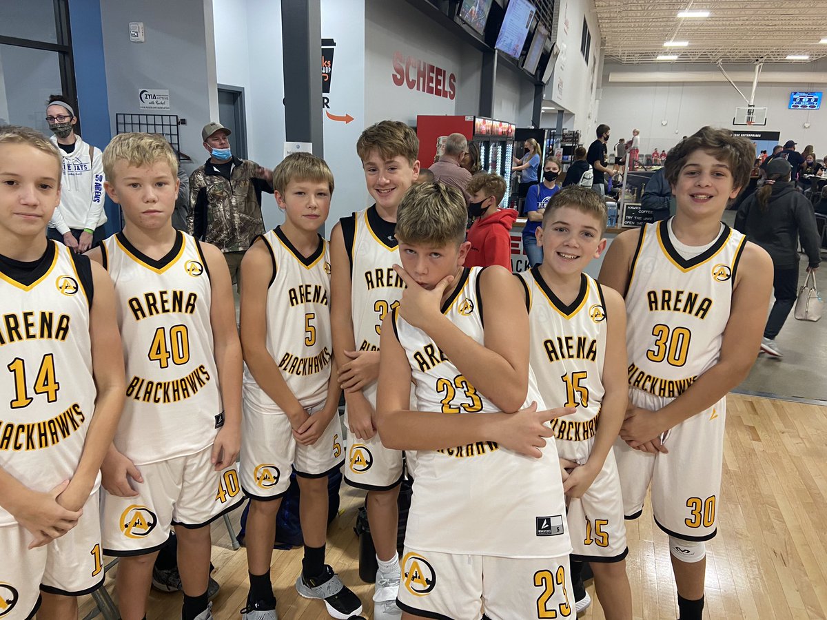 Siouxlandbball's tweet photo. This winter, we started a new “Regional Program” allowing local teams to maintain school identity while taking advantage of our training and other resources. 

The Arena Blackhawks 2-0 on the weekend!  Great work, boys!  @Hinton_BBall https://t.co/60cPSTgk29