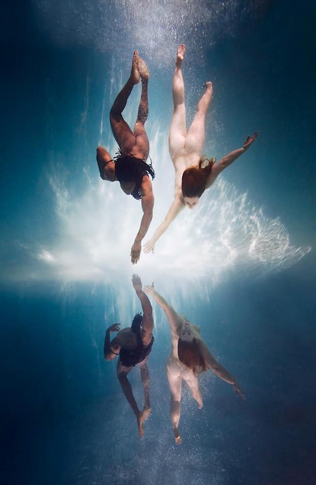 andzwe's tweet photo. Ed Freeman - Underwater Nude #EdFreeman #UnderWater #nude #photography https://t.co/l4tMH6Emye