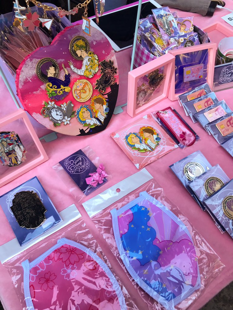 nysleeves's tweet photo. close ups of some of the products sold! tag us @nysleeves after purchasing! 💓 https://t.co/TNX9ahMLho