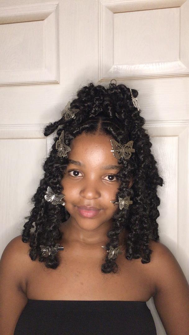 StyleCupid2's tweet photo. Making the girlies gorgeous is our forte😊😊

Do call  or app +26774622705 to book your appointment for distressed locs😉

#PushaBW
#PlugAlertBW
#GirltalkBW https://t.co/vbduwU4Q7J
