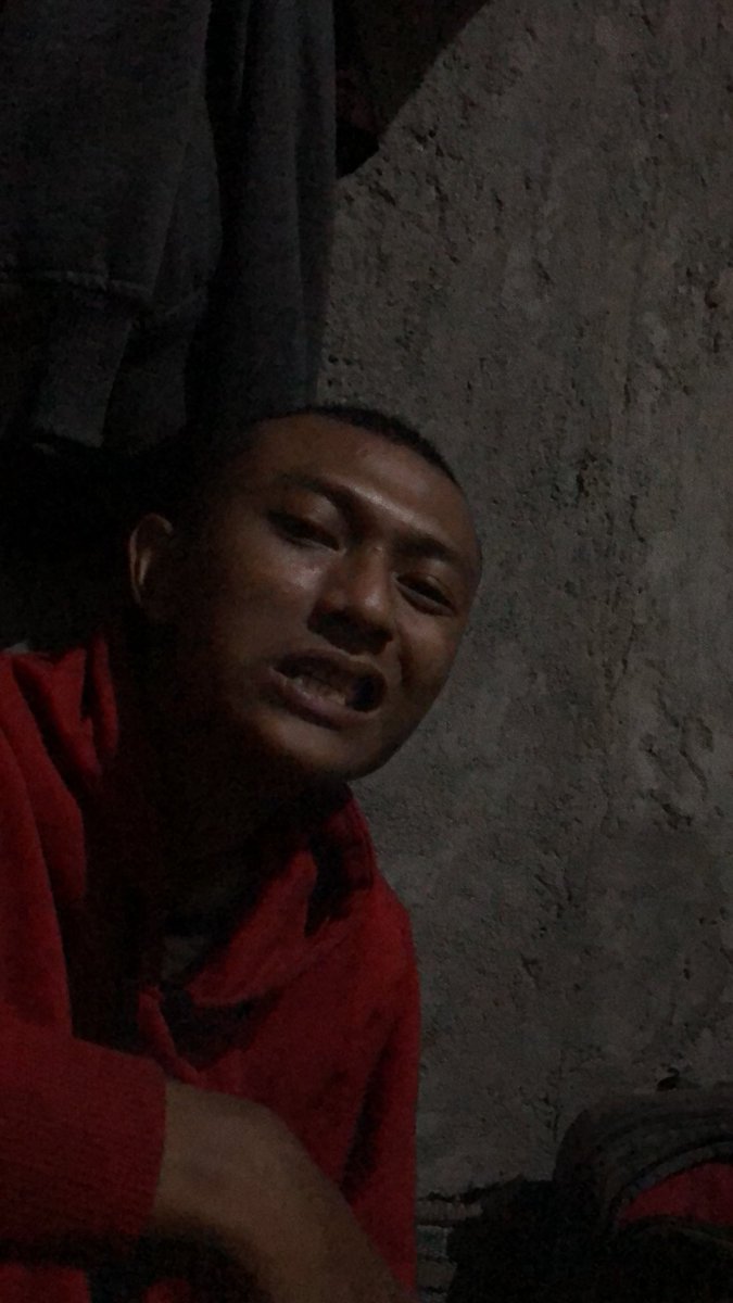 GethokJ's tweet photo. Saking bingung e sampek potong gundul https://t.co/o7HlJHWqC2