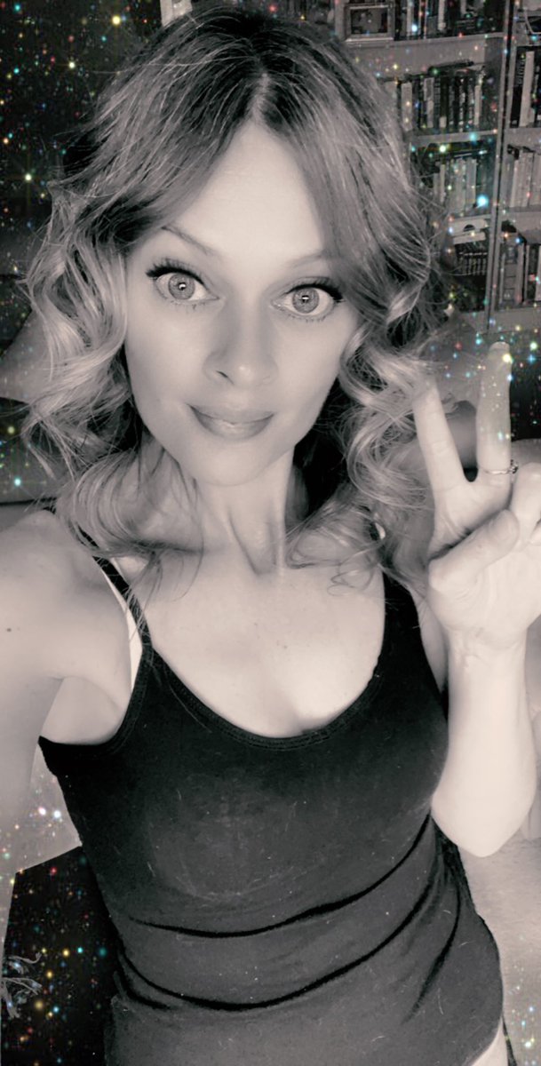Candysseus's tweet photo. Hope all the SweetTweeps are enjoying their weekend 🍭⭐️ #SweetSnaps #MissCandyLicious #FancyFilters https://t.co/kH75YqCvuK