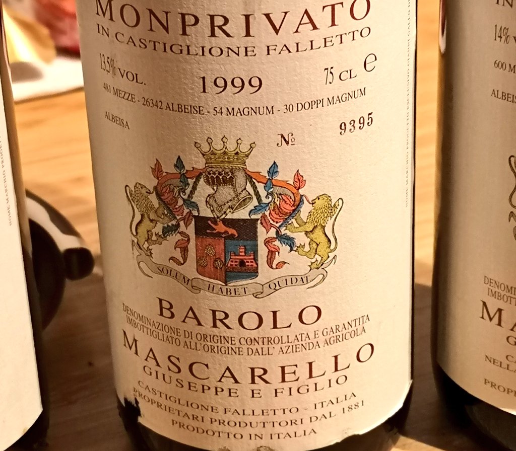 Back onto the 1999 Giuseppe Mascarello Monprivato.  I had it as oxidised but strangely enough after giving it more air it turned out bloody lovely. Every day is a school day. Very similar profile to the 2000 tasted earlier. What a result. 😜👌 Lucky it didn't go down the sink.