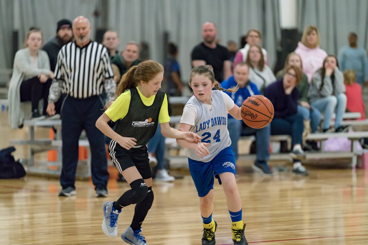 CourthouseGR's tweet photo. YES!  We have SAFE programs for your kids!  Check out our remaining fall programs &amp; stay tuned for Winter programs! Learn about our safety measures to keep our participants &amp; visitors safe.  https://t.co/aVUv0TVXPs.  #thecourthousegr #basketball #camps #leagues #kids #grandrapids https://t.co/ZnQpJ7dpBh