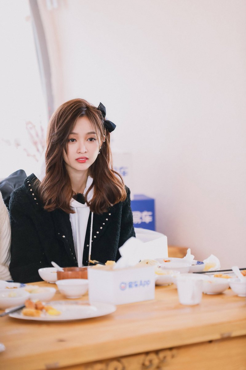 xuanyisns's tweet photo. 201105 | Studio update:
"#GoNewbies
Be a heroic driver on the countryside
Get to the finish line and wave goodbye🏁"
📎 | https://t.co/L4FvyZwiGW

#XUANYI #吴宣仪 #宣仪 #선의 #우주소녀 #WJSN #火箭少女101 #ROCKETGIRLS101 https://t.co/uibib8Bxc5
