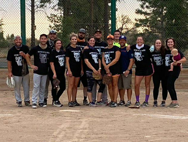 StfuSoftball's tweet photo. #RepYoSquad // Saturday is for the fam
-โ โ โ
@co.kettleman
-โ
#stfusoftball #RegularGuyBP #slopitch #menssoftball #slowpitch #softball #SlowPitchSoftball #mensslowpitch #team #mens #softballfamily https://t.co/zSzRIPmP7j