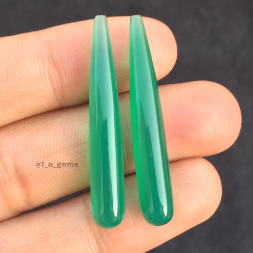 Fagems4733's tweet photo. -• Beautiful Green Onyx Drops 
-• Best quality 
-• Happy 😃Price 
-• You Can buy from my etsy shop ( link in bio) https://t.co/1KfdEQrlBS

#onyx #gemstone #jewelry  #jewellery  #jewellerydesign #jewelryaddict #jeweldenyle  #Gemstones #silverjewelry https://t.co/AHSKJzuPWV